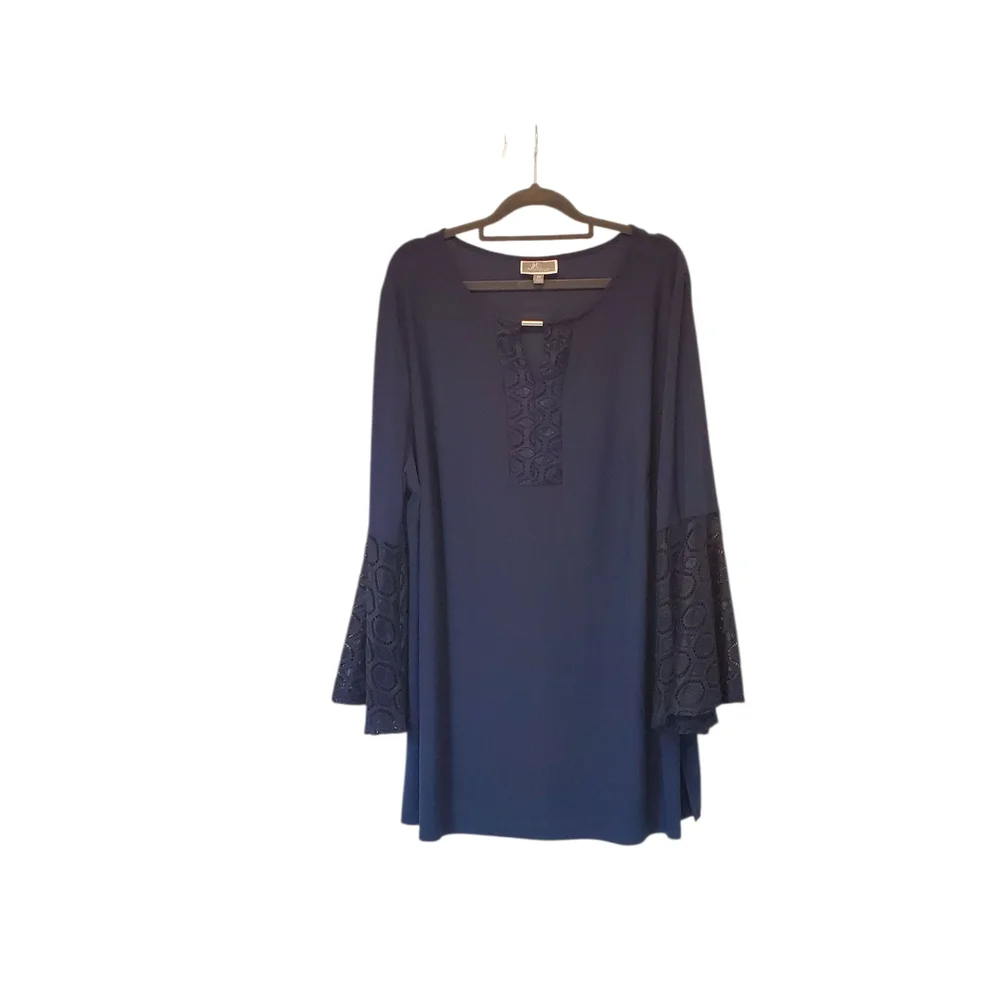 🍁JM Collection Navy Blue Top With Lace Detail Size 3x - Picture 1 of 6